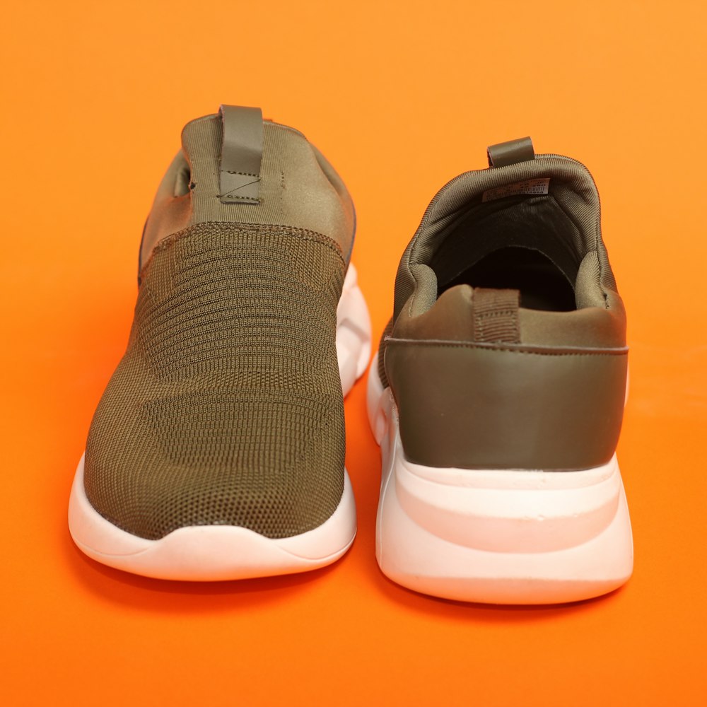 The two shoes in the set photographed together